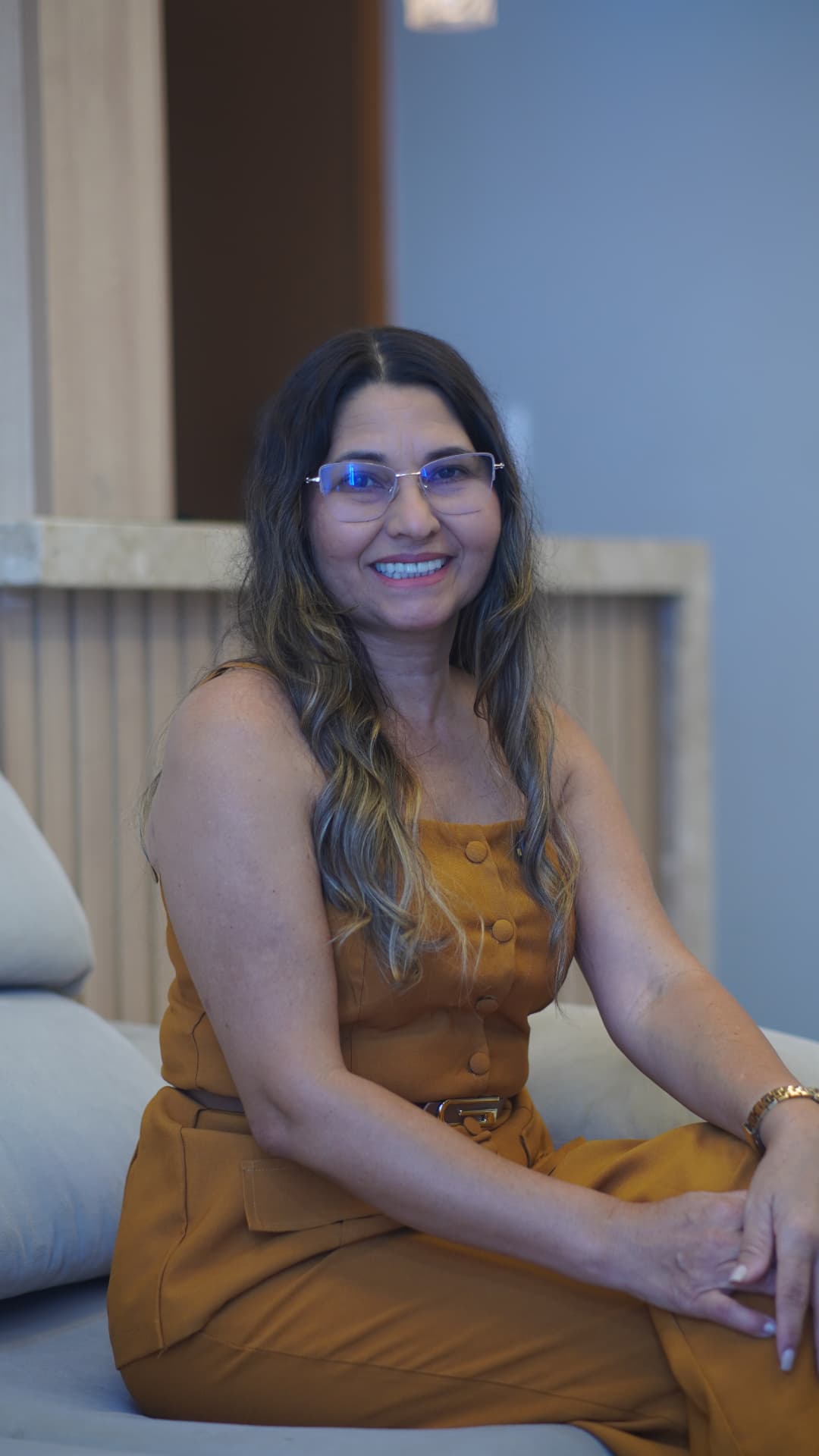 Rosário Sanches, corretora de imóveis
